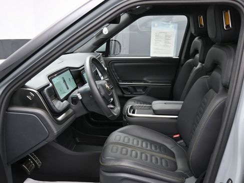 Used 2022 Rivian R1S Launch Edition image 13