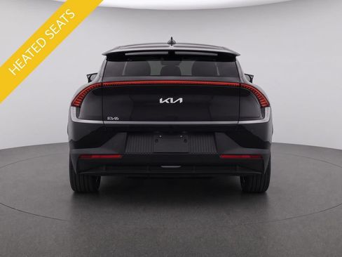 Certified 2024 Kia EV6 Light AWD/4WD image 7