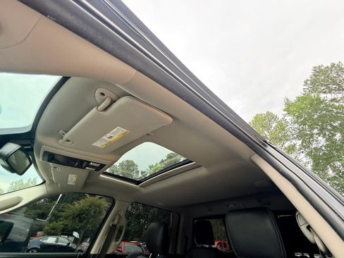 Used 2018 RAM 1500 Laramie w/ Convenience Group AWD/4WD image 55