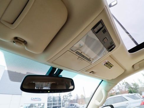 Used 2013 Lexus LX 570 4WD image 65