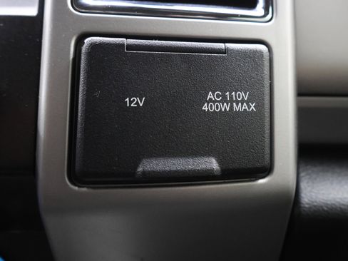 Used 2018 Ford F250 Lariat w/ Chrome Package image 45