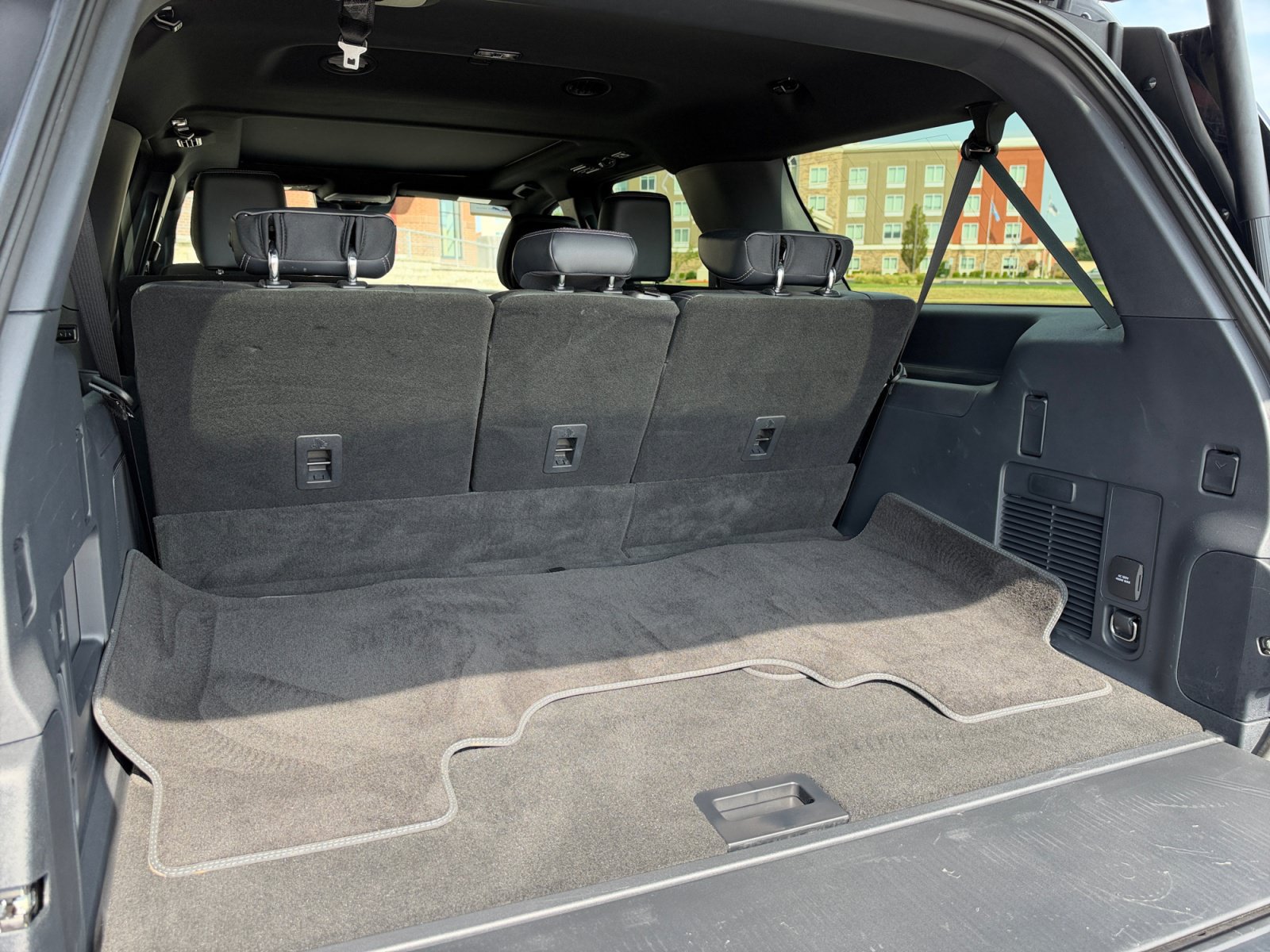 Used 2026 Ford Expedition Max Platinum w/ Stealth Appearance Package AWD/4WD image 18