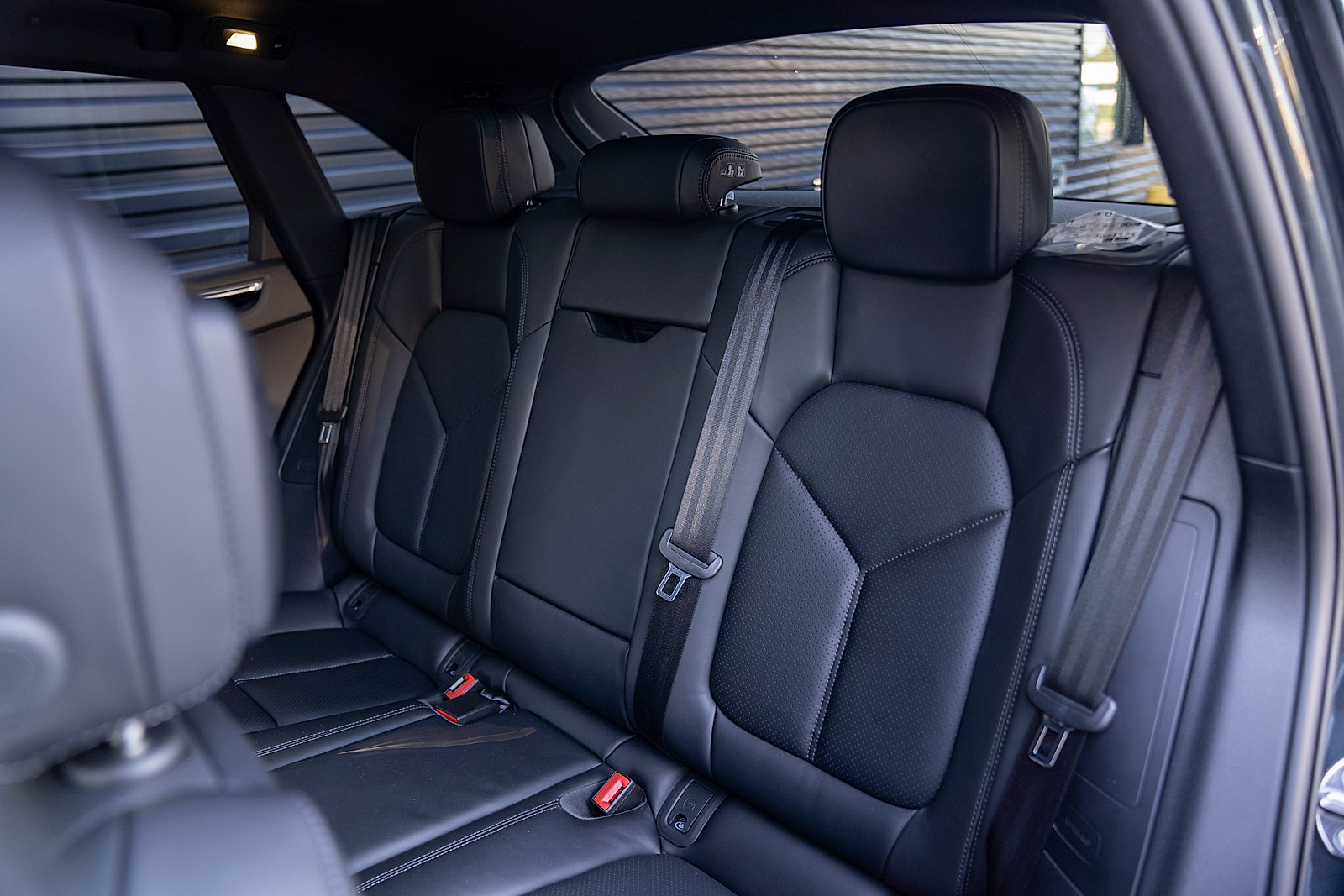 Certified 2026 Porsche Macan AWD/4WD image 20