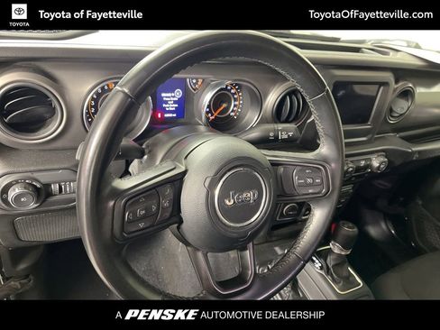 Used 2022 Jeep Wrangler Sport S image 18
