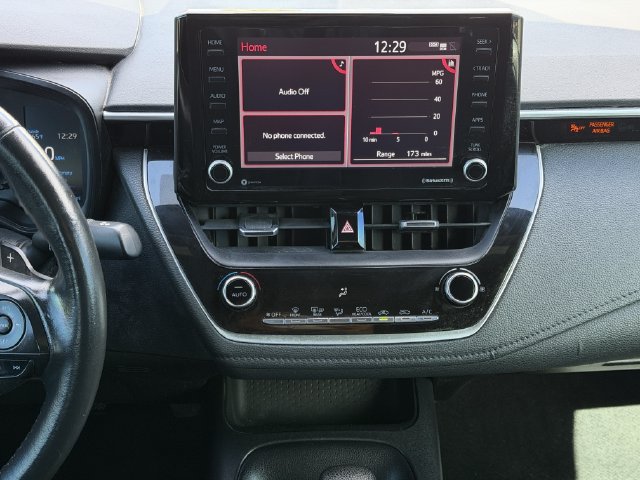 Used 2022 Toyota Corolla SE FWD image 16
