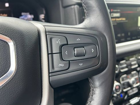 Used 2022 GMC Yukon Denali AWD/4WD image 29