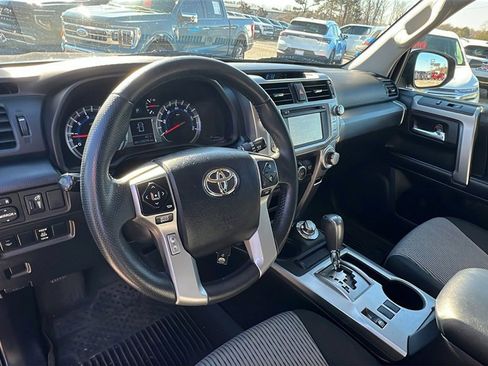 Used 2018 Toyota 4Runner SR5 w/ Wilderness Package image 21