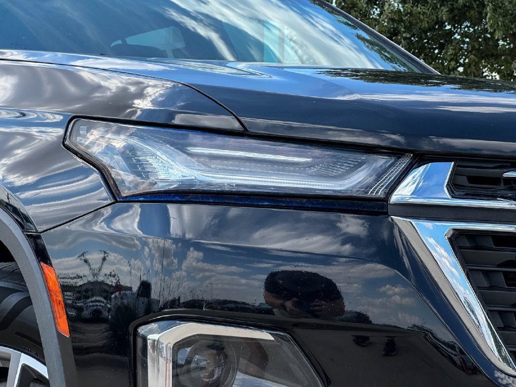 Used 2022 Chevrolet Traverse LT FWD image 10