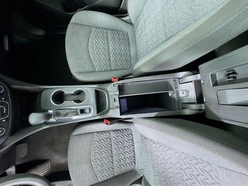 Used 2022 Chevrolet Equinox LT image 35