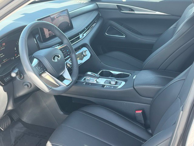 Certified 2027 INFINITI QX60 Luxe w/ Cargo Package FWD image 13