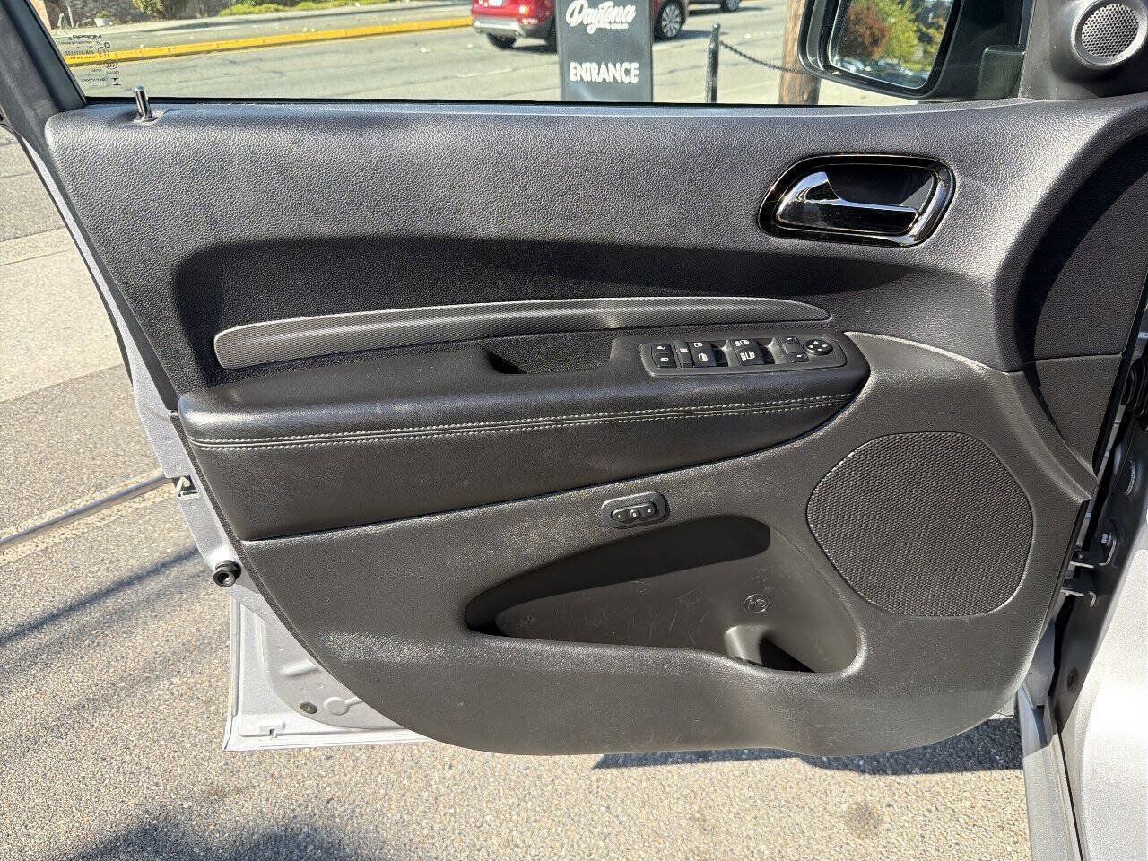 Used 2019 Dodge Durango GT AWD/4WD image 42
