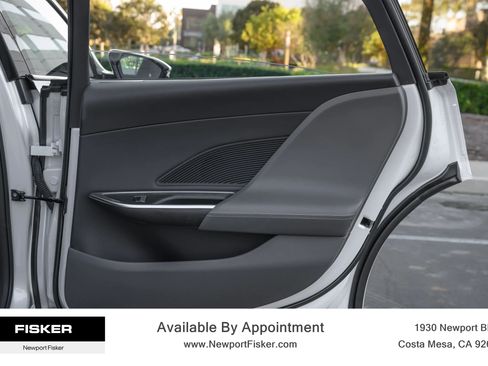 Used 2025 Lucid Air Touring AWD/4WD image 26