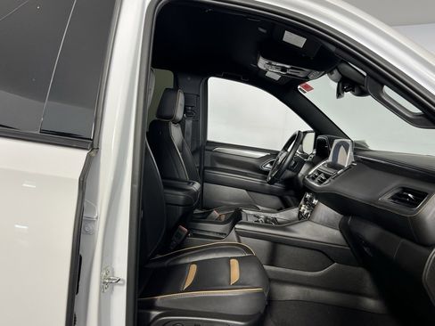 Used 2023 GMC Yukon AT4 image 32
