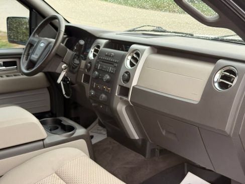 Used 2010 Ford F150 XLT AWD/4WD image 29