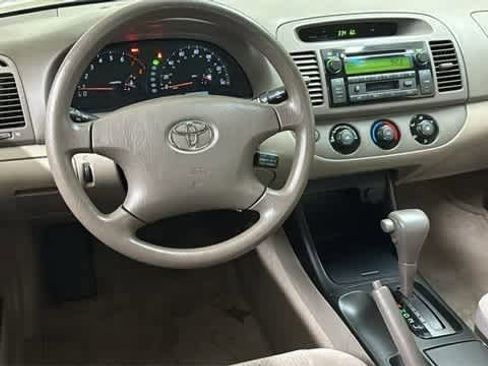 Used 2003 Toyota Camry LE image 21