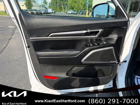 Certified 2024 Kia Telluride S w/ S Sunroof Package AWD/4WD image 27