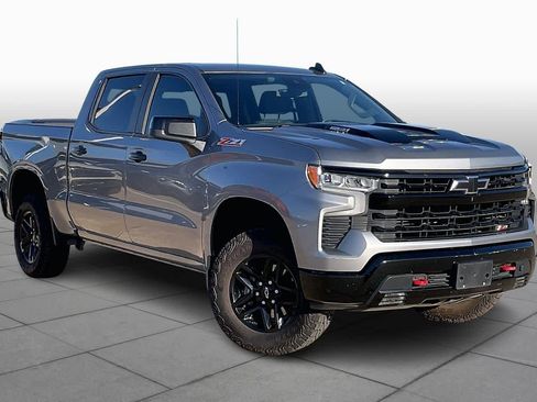 Used 2024 Chevrolet Silverado 1500 LT Trail Boss w/ Convenience Package II image 4