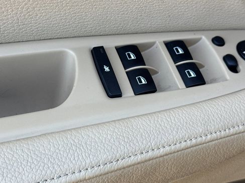 Used 2011 BMW X5 xDrive35i image 13