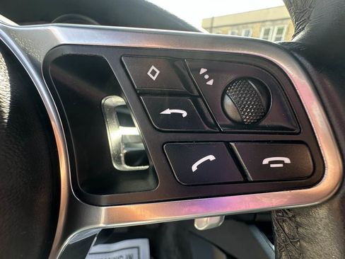 Used 2019 Porsche Cayenne AWD/4WD image 16