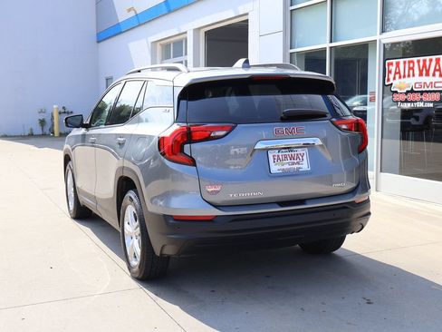 Used 2019 GMC Terrain SLE w/ Driver Convenience Package AWD/4WD image 8