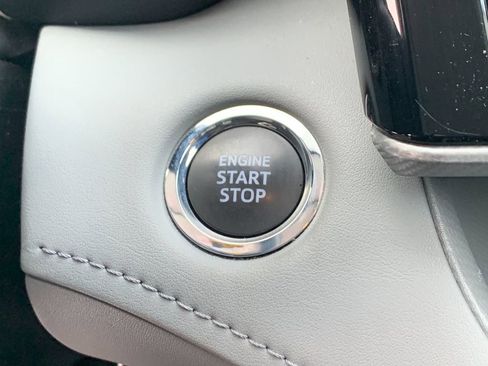 Used 2023 Toyota Highlander Platinum image 26