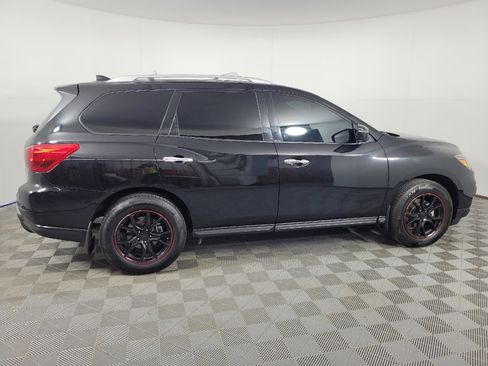 Used 2019 Nissan Pathfinder S FWD image 10