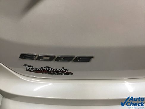 Used 2019 Ford Edge ST w/ Equipment Group 401A AWD/4WD image 16