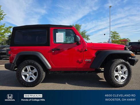 Used 2020 Jeep Wrangler Sport AWD/4WD image 19