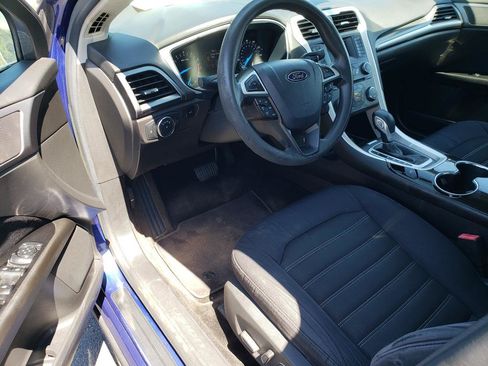 Used 2015 Ford Fusion SE FWD image 10