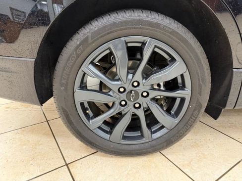 Used 2023 Chevrolet Equinox RS FWD image 20