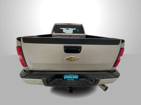 Used 2009 Chevrolet Silverado 2500 LTZ w/ Safety Package AWD/4WD image 7