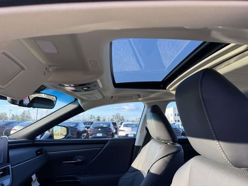 Used 2025 Lexus ES 350 Premium image 20