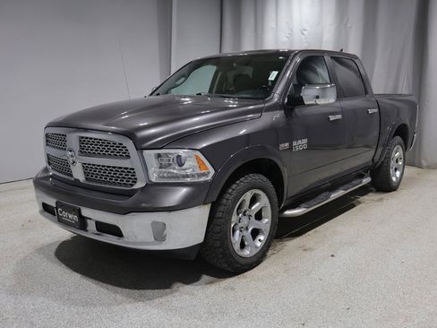 Used 2014 RAM 1500 Laramie w/ Convenience Group image 6
