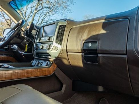 Used 2017 GMC Sierra 1500 SLT w/ SLT Premium Package image 48