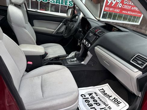 Used 2016 Subaru Forester 2.5i Premium w/ All-Weather Package image 11