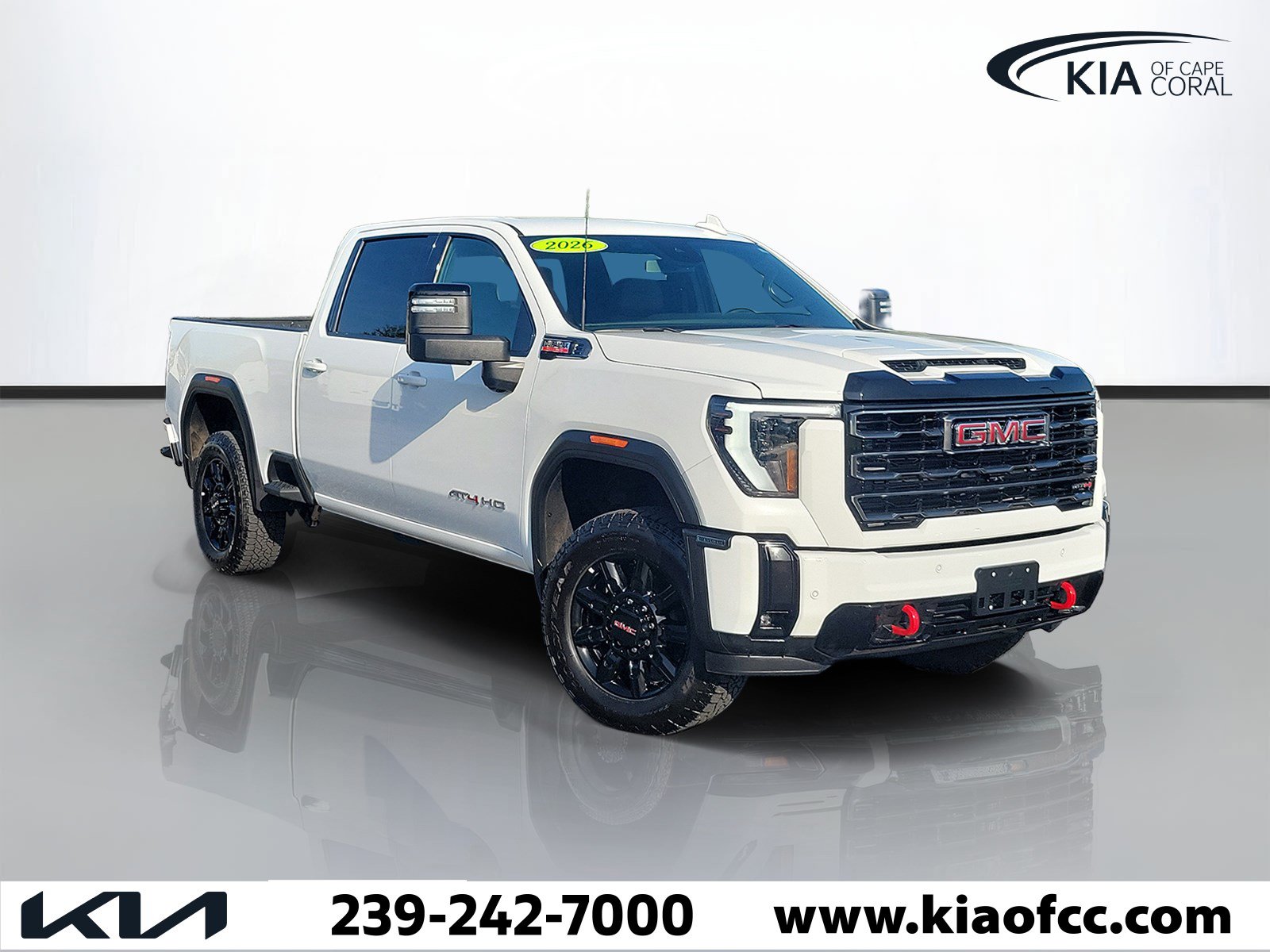 Used 2026 GMC Sierra 2500 AT4 AWD/4WD image 1