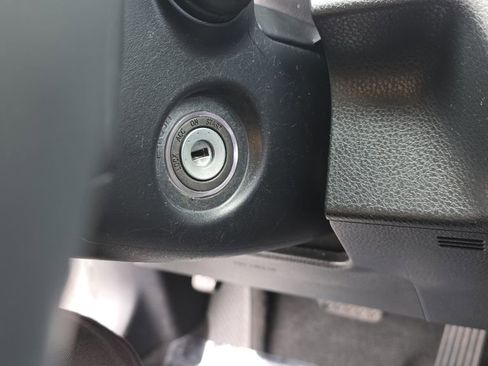 Used 2023 Toyota Camry SE image 31