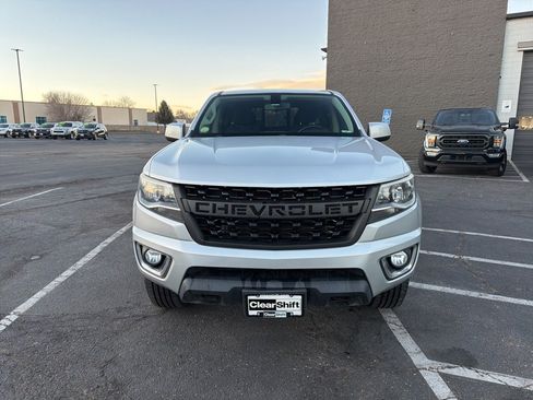 Used 2016 Chevrolet Colorado LT w/ LT Convenience Package image 3