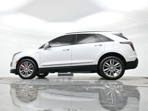 Used 2025 Cadillac XT5 Sportv w/ Technology Package image 31