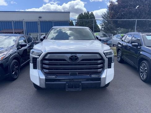Used 2023 Toyota Tundra Limited AWD/4WD image 3