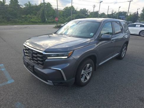 Used 2023 Honda Pilot EX-L image 2