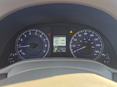 Used 2012 INFINITI G37 x w/ Premium Pkg image 17