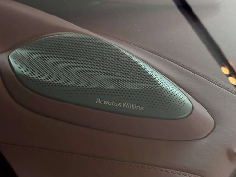 Used 2023 McLaren GT image 35