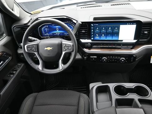 New 2025 Chevrolet Silverado 1500 LT image 25