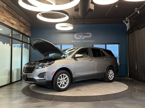 Used 2024 Chevrolet Equinox LT AWD/4WD image 24