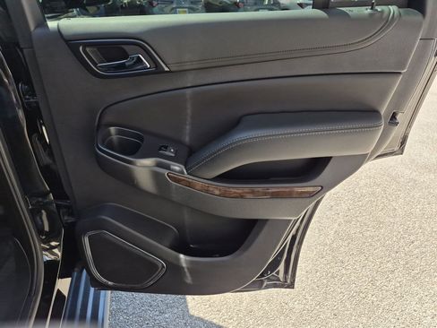 Used 2020 Chevrolet Tahoe LT RWD image 27