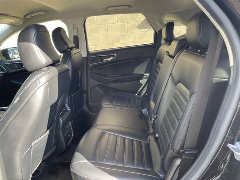 Used 2022 Ford Edge SEL image 25