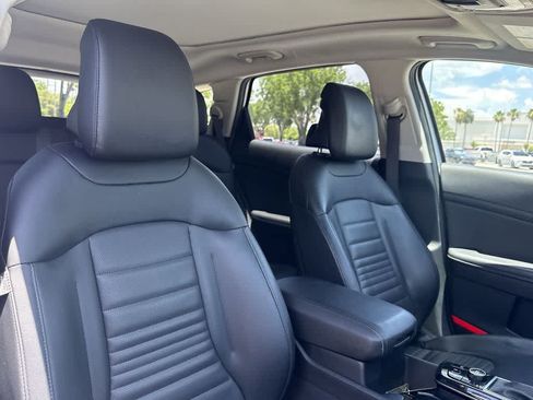Used 2024 Kia Sportage SX FWD image 27
