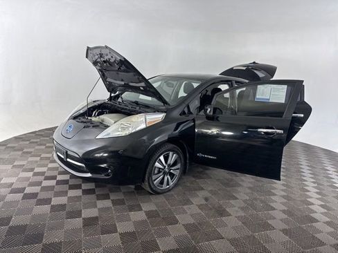 Used 2016 Nissan Leaf SV image 13