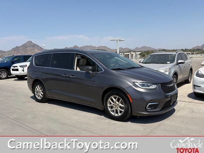Used 2021 Chrysler Pacifica Touring-L